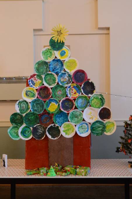 Scenes from the 2015 Rotary Ipomoea Christmas tree festival to inspire you.