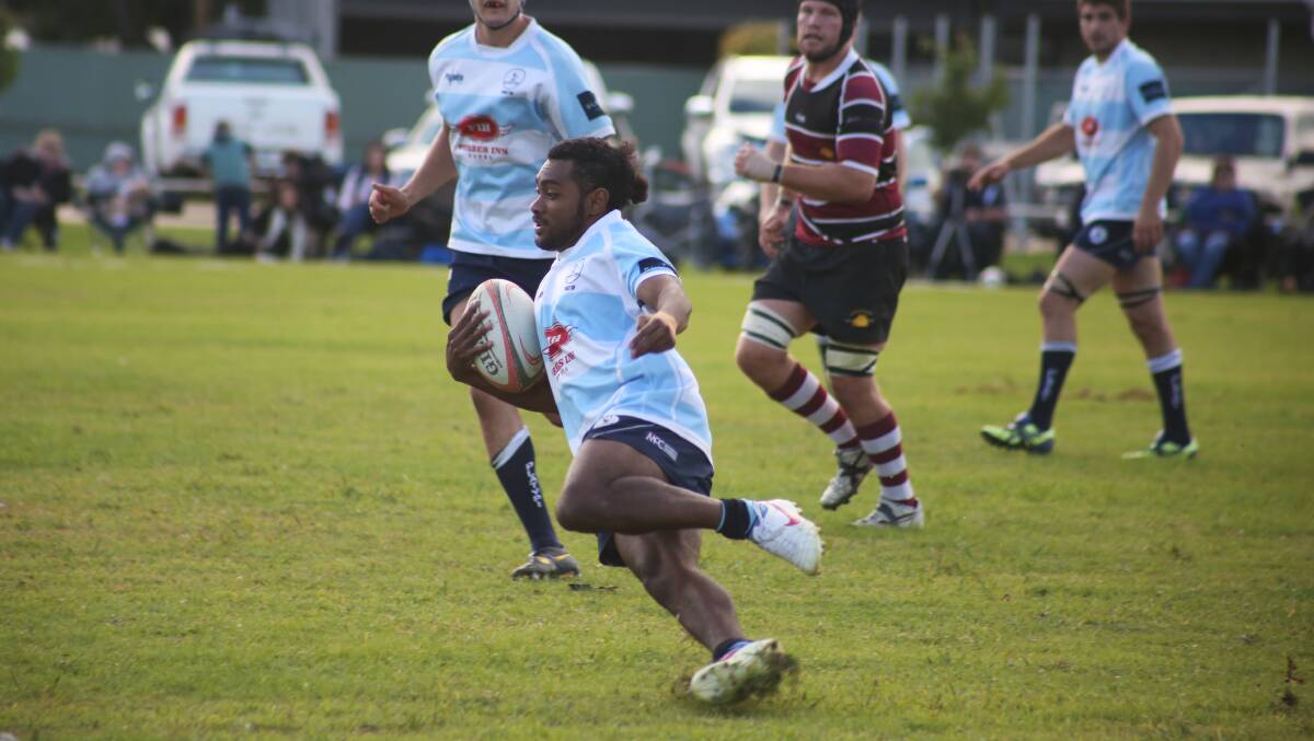 Nathan LangiLangi playing for the Platypi in last Saturday's home game against Parkes Boars. 