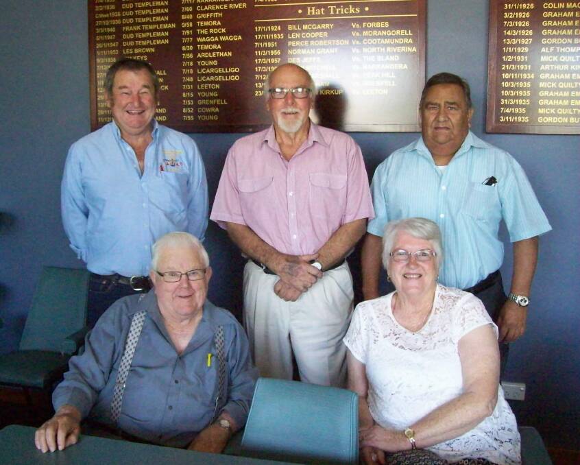 (Back) Len Krebs (Condoblin), Geoffrey Funnell (West Wyalong), Michael Wighton (Condobolin) (front) Charlie Chislett (Forbes) and guest Fran Mitchell (West Wyalong).