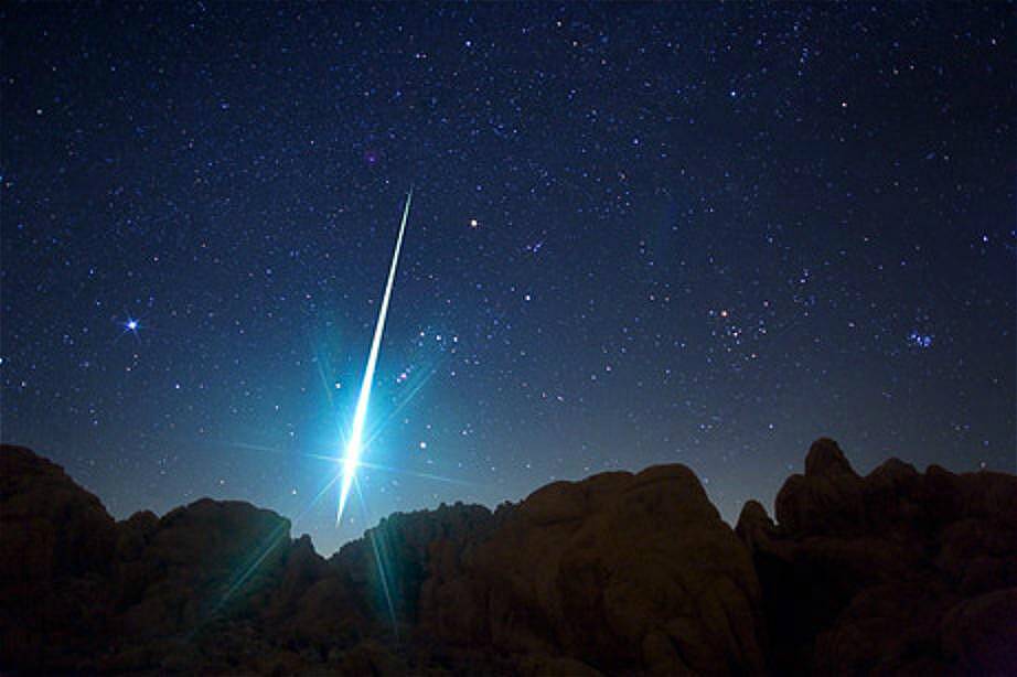 This fireball from an earlier meteor shower is one of the largest ever recorded. Credit Wally Pacholka.
