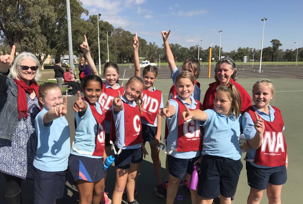 Forbes North School netballers Coach Ari Suma, Melissa Read, Shyeka Griffiths, Claire Turner, Bridie Hughes, Marissa Armstrong, Ruby Markwort (back) Tanesha Riddle, Avril Green Paige Britton and Robyn Kenny are off to Dubbo after a local win. 