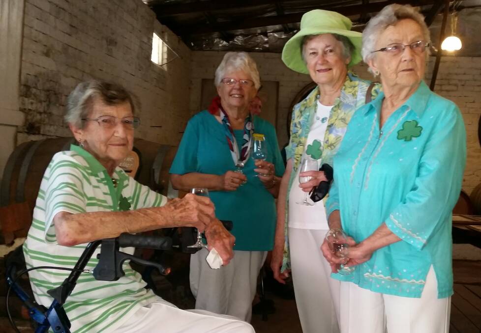  Meryl Howarth, Judy Ellis, Carmel Murray and Toddy Doyle visiting Sandhills Winery.
