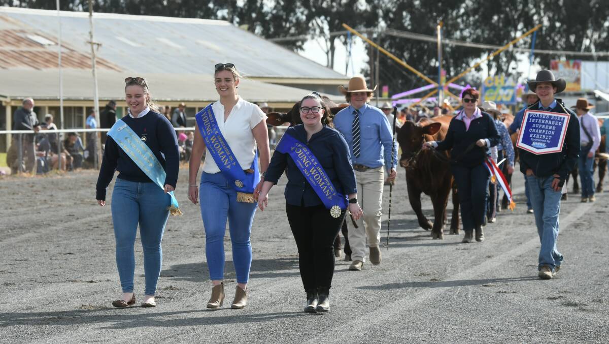 Leading the grand parade at last year's show were 2022 Cowra Show Young Woman Sarah Wood, 2022 Forbes Young Woman Kelsey Muller and 2023 Forbes Young Woman Elise Dukes File photo.
