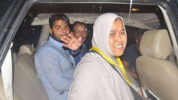 Zulfiqar Ali's wife Siti jubilant after her husband's life was spared. Photo: Wagino