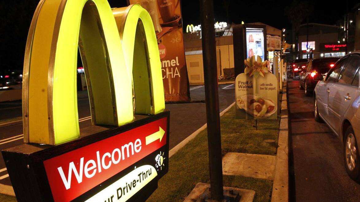 DUBBO: McDonald’s has renewed an attempt to use its speaker technology to receive orders made at a 24-hour drive-through lane at Dubbo. The fast food giant wants to remove a condition set last year stipulating that between the hours of 11pm and 6am it switch to serving customers from a window where staff were on duty so as not to disturb residents. 