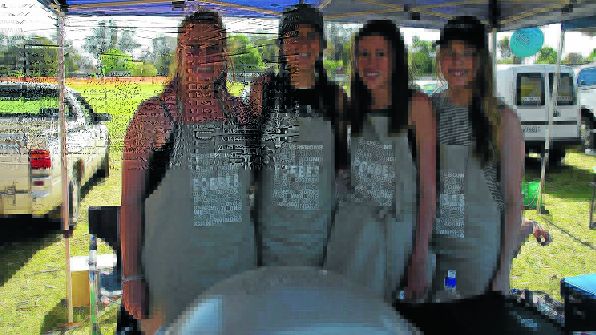 Elly Cheney, Alex Coles, Amelia Callaghan and Brianna Cotterill were one of 18 teams to enter the National BBQ Championships. 1014bbqchamps(1)
