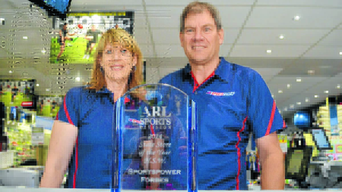 Owners of Forbes Sportspower Kerry and Ian Bown took out the NSW Sportspower Store of the Year for 2014. 0315sportspower(3)