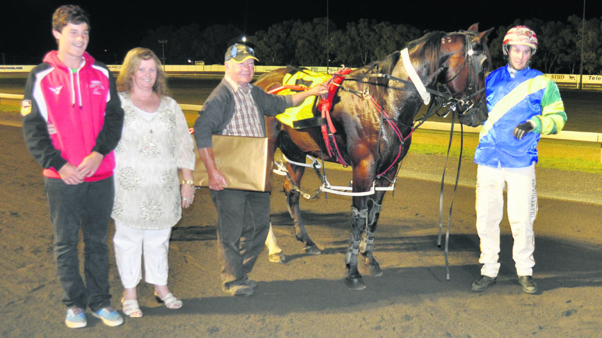 Successful local driver Murray Sullivan (right) and Brad Gaut, Linda Taylor and Terry Hush with the successful Chief Fairman who will race again at Forbes tomorrow. Photo courtesy Martin Langfield of Classique Imagerie Studio