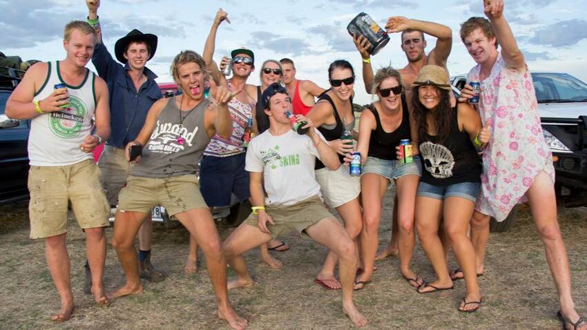 Surely there's a couple of new mates in this crowd at Elmore. Picture: Elmore Summer Send-off/Facebook