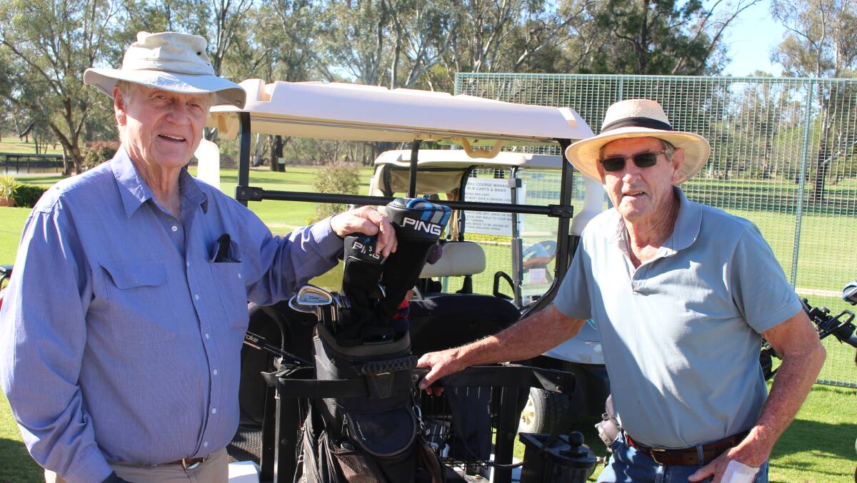 Gorgeous Golf: John Wittmore and Mark Toohey enjoying a round on the sensational Forbes golf course. For more information about golf in Forbes visit www.forbesgolf.org.au