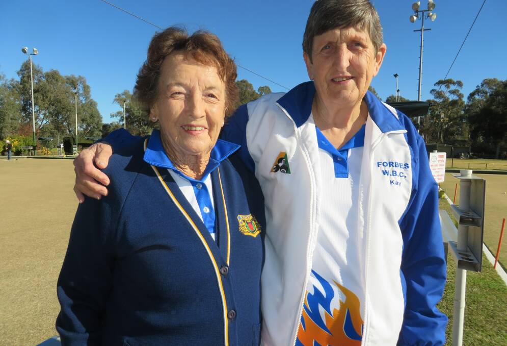 Ladies Bowls: Winner of the minor singles for 2019 Loris Stewart and runner up Kay Toohey. Played at the Forbes Sport.