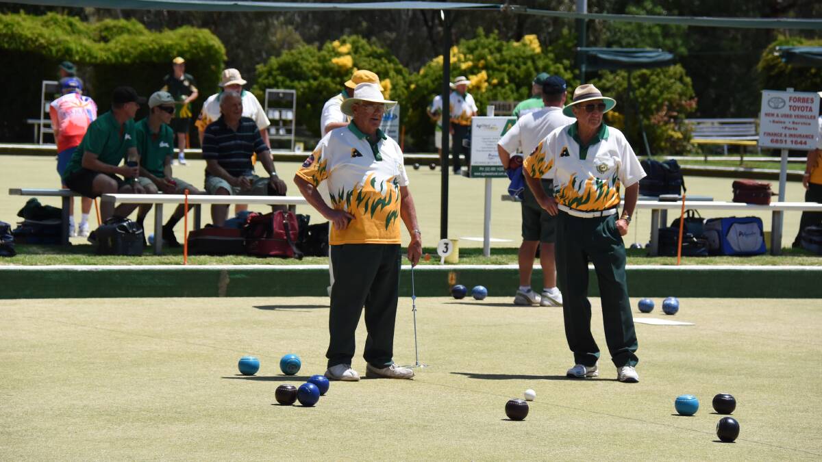 Sizzling Summer: Conditions are hot but you can still have a game of bowls. Don't forget Wednesday play has been brought forward to 10am.