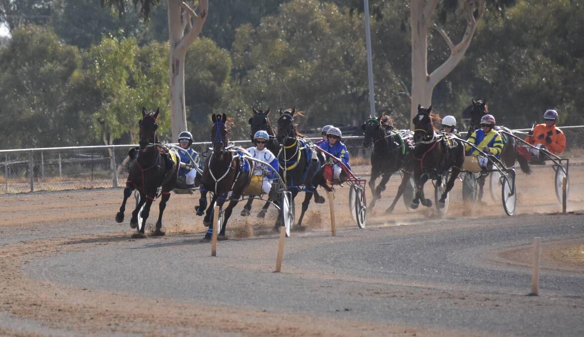 On the pace in the 2018 Diggers Cup at the Forbes paceway. The club is hosting its traditional Anzac Day meeting again this year.