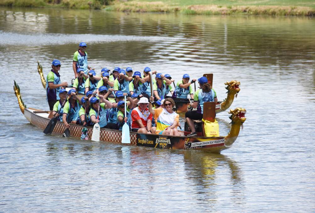 Forbes Dragon Boat Club had the honour of escorting the Queen's Baton on its journey through Forbes in January.