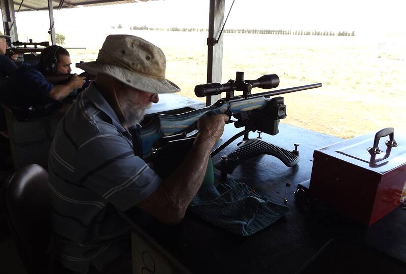 Bruce Runchel shooting the 50metre Crow target shoot at the November shoot 2017.