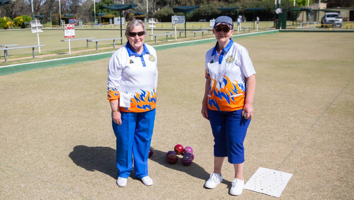 Robyn Mattiske and Kerry Roach contested the women's bowls minor singles on Saturday.