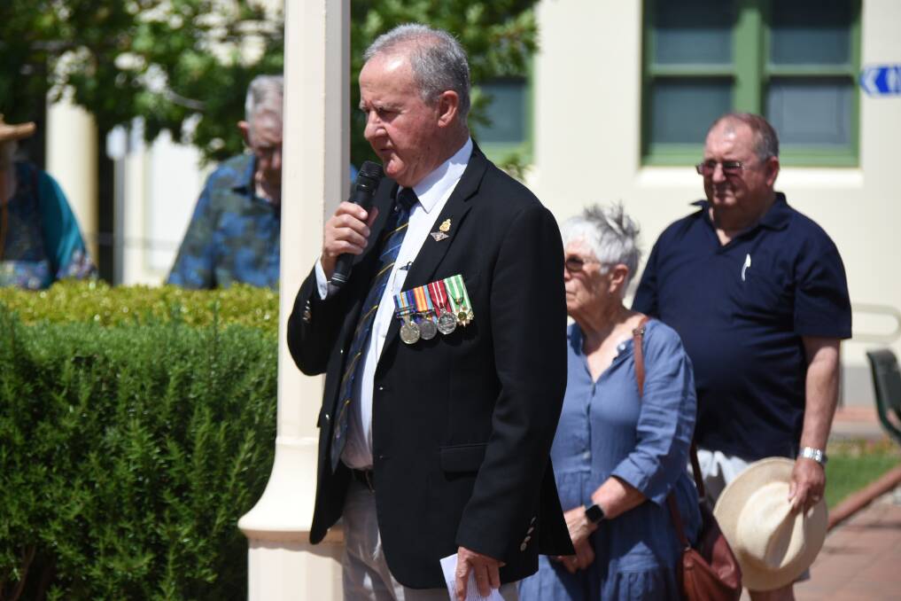 Forbes RSL Sub Branch president Michael Walker speaking at the Cenotaph in 2020.