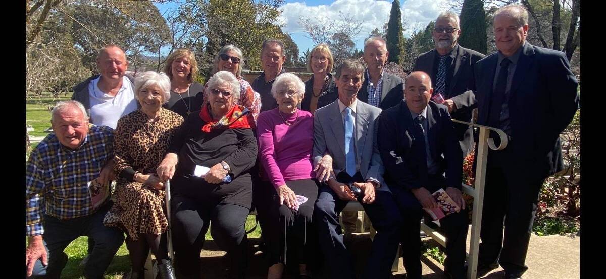 (back L-R) George Greenhalgh, Beth Dickens, Trish Wright, Andrew Gilmore, Kath Collits, Kevin Rawsthorne, Foss Wright and Scott Gilmore,
(front) Colin & Wendy Greenhalgh, Dora Gilmore, Ruth Clemens, Bruce Jolliffe and Craig Gilmore