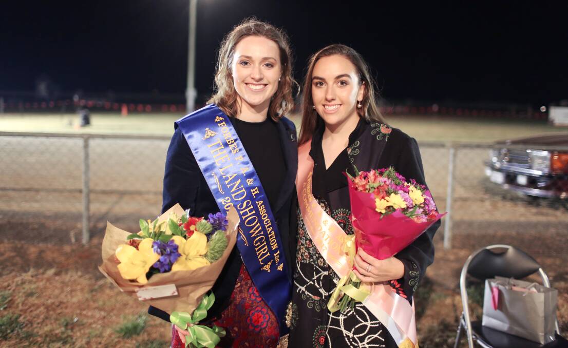 Grace Allen was named Forbes' 2017 Miss Showgirl and Montana Hay presented with the commendation award on Friday night. Photo Rebecca Bennett.