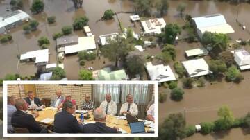 (Inset) Community leaders met in Parkes to discuss how best to spend funding to mitigate future flood damage. Main picture NSW SES