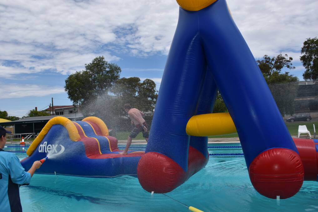 The new inflatable at Forbes pool will be in operation again next Tuesday morning - forecast to be another hot day with a top of 40 degrees. 
