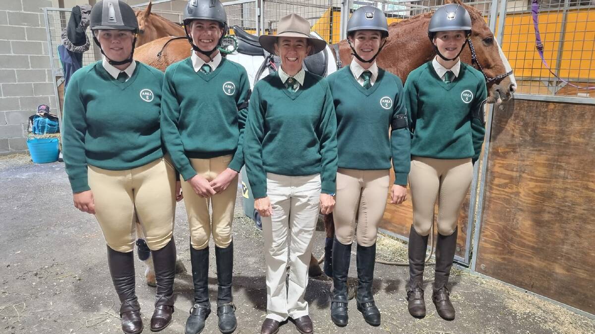 ROYAL RIDERS: Well done to the Area 5 Showjumping team that competed at Sydney Royal on Tuesday morning. Picture: Forbes Pony Club/FB/Area 5