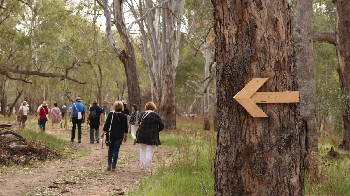 This way to Grazing! The event has sold out yet again with 900 to lunch along the Lachlan River this Saturday.