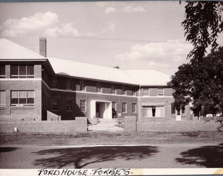 Ford House in its heyday as the Nurse's Quarters for Forbes Hospital. Photo from the Pictorial Forbes collection.