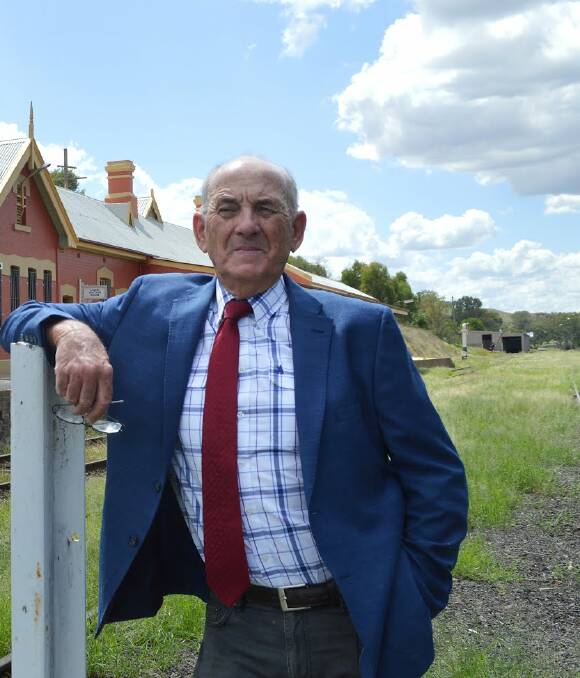 Cowra mayor Bill West has accused Infrastructure NSW of "blinkered vision" after it released a report this week suggesting the Wyangala Dam wall raising project not proceed.