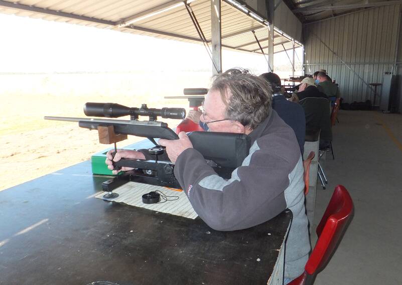 Allan Belcher shooting the 75metre Feral Cat target shoot.