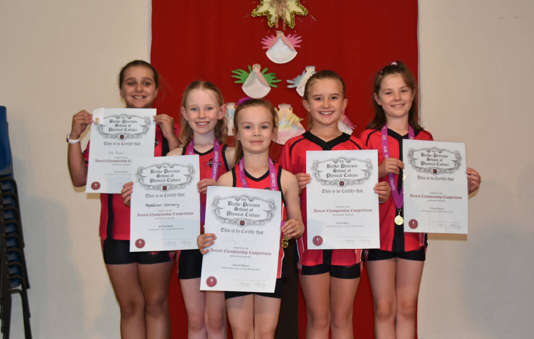 Zoe Fraser, Maddie Hornery, Emily Riches, Lexi Harden and Heidi Baker will be travelling to Sydney to take part in the Physical Culture Junior Nationals.