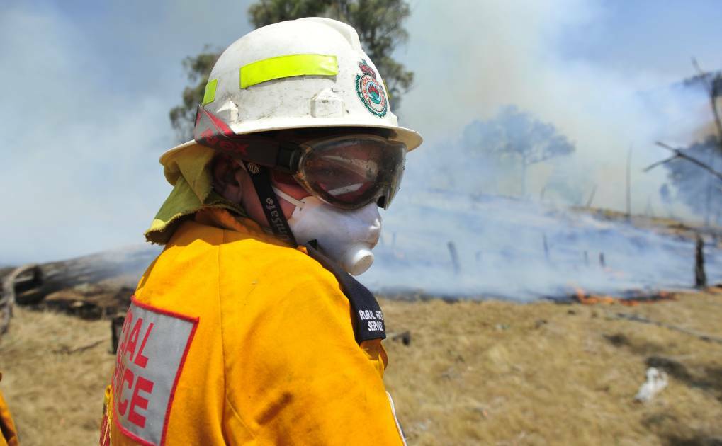 BURNING OFF? A new online portal will make it easier for landholders in NSW to notify the Rural Fire Service before conducting their burn. Photo: File