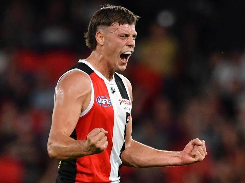Despite a season-ending knee injury, Jack Hayes has re-signed with St Kilda for two years.