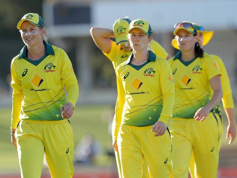 Meg Lanning (l) will again captain Australia when they face Sri Lanka in T20 and ODI internationals.