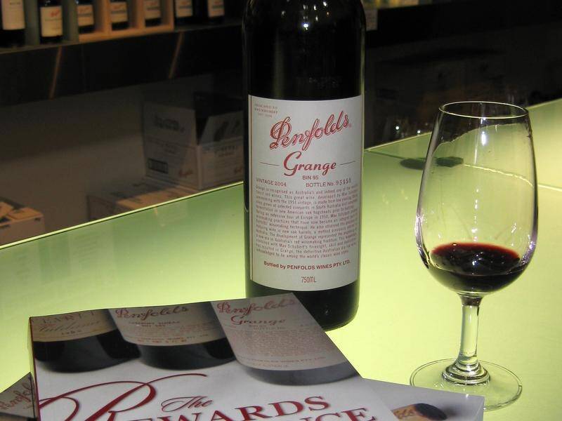 A 65-bottle set of Penfolds Grange has sold for a world record of $372,800 in an online auction.