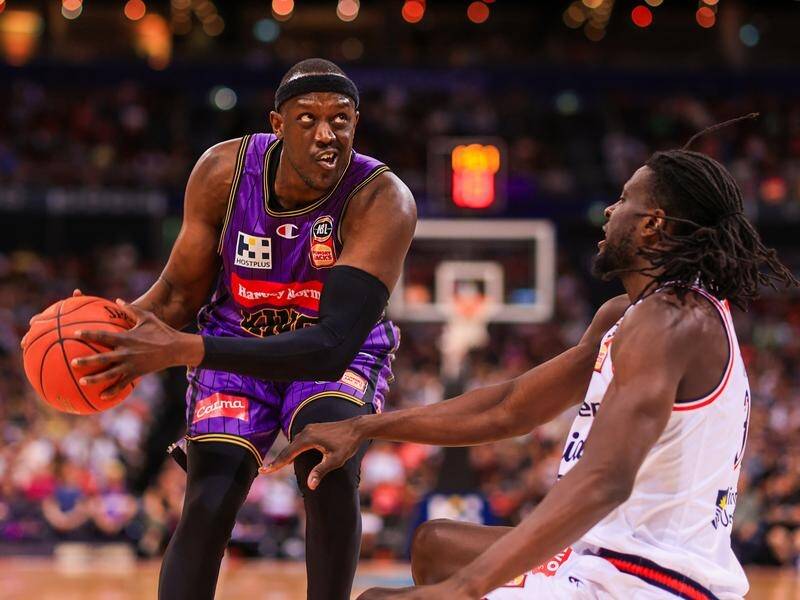 The Sydney Kings will be without Kouat Noi (l) for their NBL game against the Perth Wildcats. (Mark Evans/AAP PHOTOS)